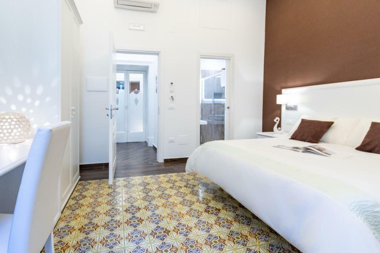 Suites Sorrento Elegance Extérieur photo