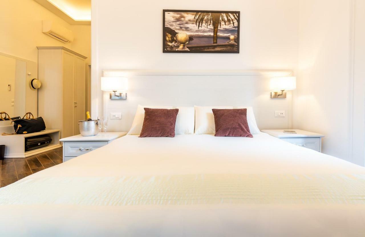 Suites Sorrento Elegance Extérieur photo